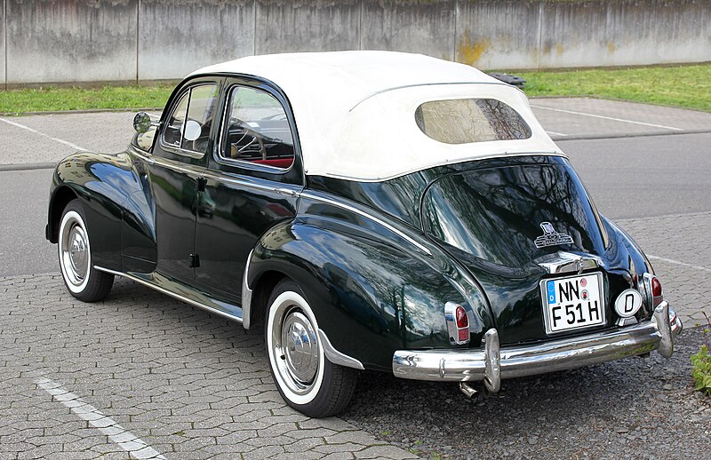 File:Peugeot 203, Cabriolimousine, Bj. 1951, Heck (6699 r).jpg