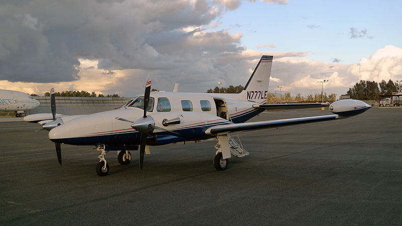 File:Piper PA-31T Cheyenne photo D Ramey Logan.jpg