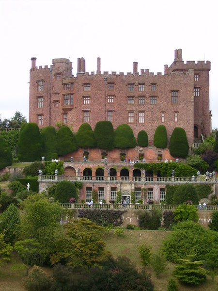 File:Powis Castle viewed from its gardens - geograph.org.uk - 220057.jpg
