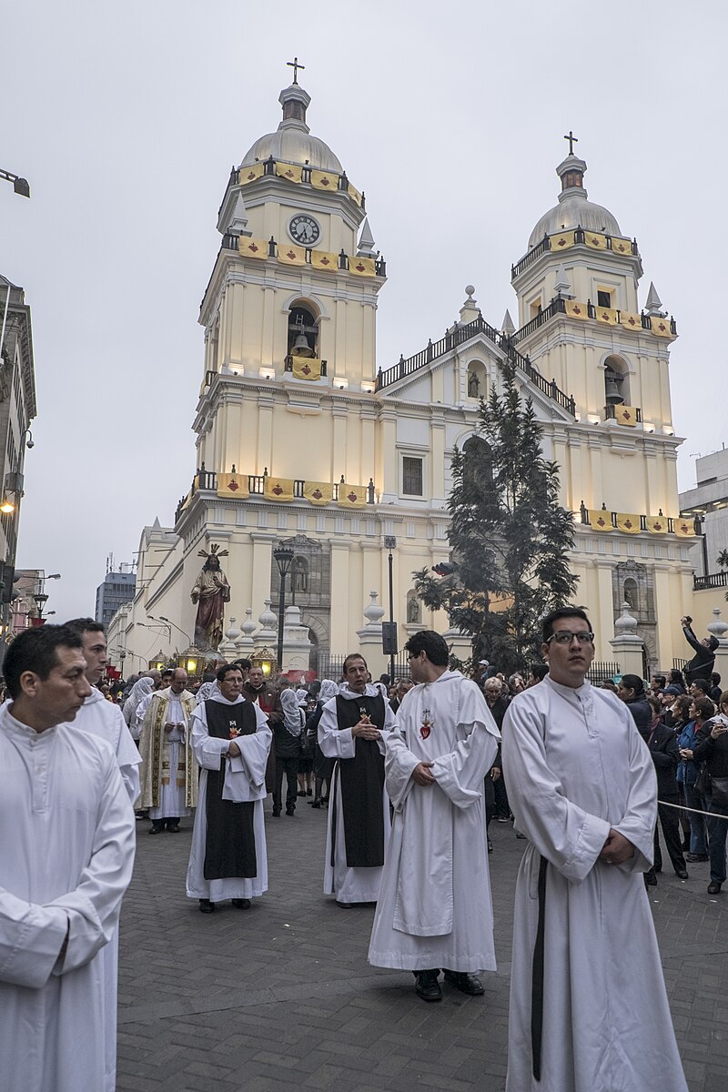 Procesion del Sagrado Corazón de Jesus. San Pedro de Lima 13.jpg