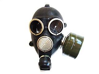<span class="mw-page-title-main">GP-7 gas mask</span> Soviet made single filter gas mask