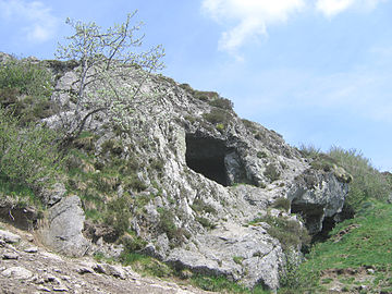 Fichier:Pt_Suchet_grotte.jpg