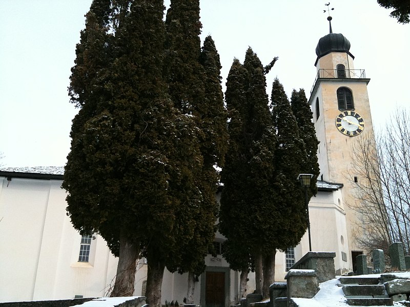 File:Reformierte Kirche Andeer 3.jpg