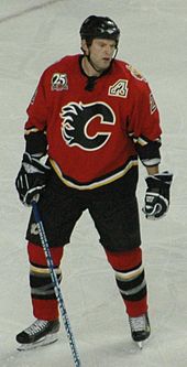 Regehr im Trikot der Calgary Flames