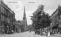 Westzeedijk rond 1900 met de Sint-Ignatiuskerk