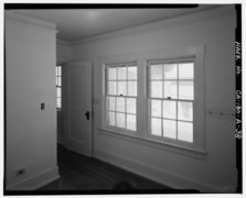 Traditionelle Double Hung Windows, mit Fensterkreuz