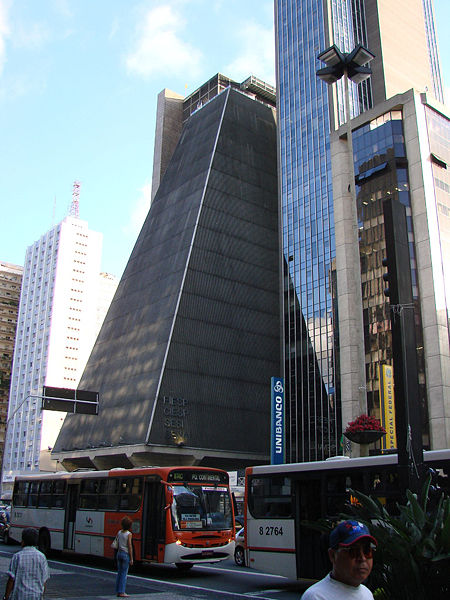 File:SP-AvPaulista3.jpg