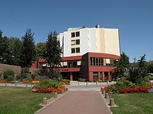 Saint-Ouen-l'Aumône mairie.JPG