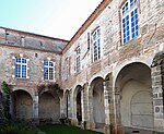 Sainte-Livrade-sur-Lot - Chiostro del convento dei Fratelli della Missione -1.JPG