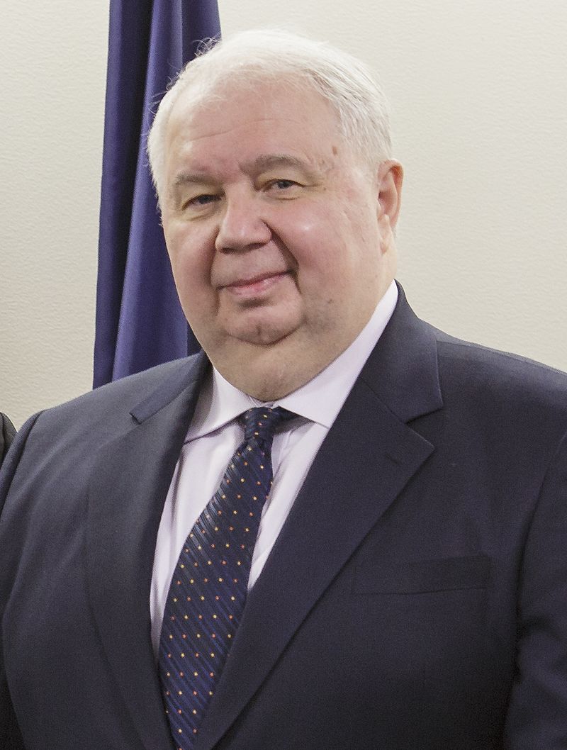 Russian ambassador to US, new US envoy to Russia meet in