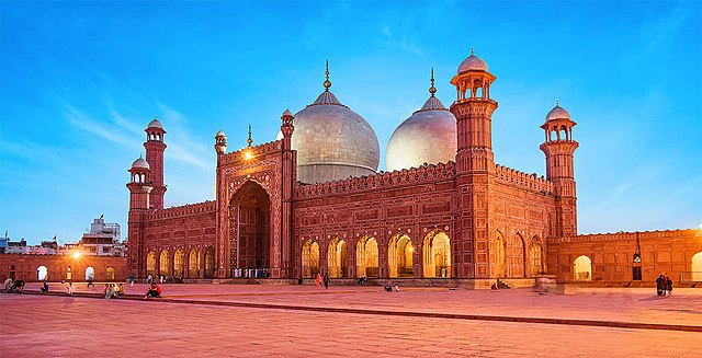 Image: Shahi Masjid Lahore