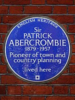 Sir PATRICK ABERCROMBIE 1879-1957 Hier lebte der Pionier der Stadt- und Landplanung