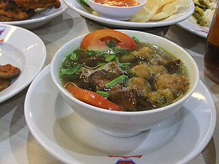 <span class="mw-page-title-main">Soto padang</span> Traditional Indonesian soup