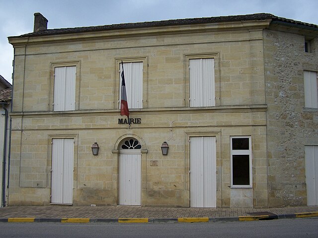 File:St Michel de Montaigne Mairie.jpg