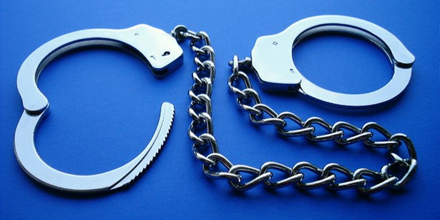 Modern steel legcuffs