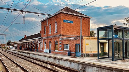 Hoe gaan naar Station Neerpelt met het openbaar vervoer - Over de plek