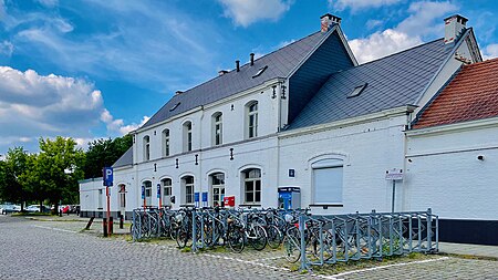 Station Sint Genesius Rode Gebouw