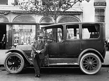 (1921-1922) Studebaker car. The 1924 Lexington team was renamed to the "Studebakers." Studebaker car circa 1921-1922 - LCCN2016823789 (cropped).jpg