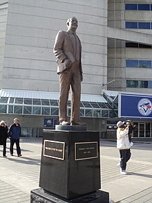 Ted Rogers statue The Best Is Yet To Come Rogers Centre.JPG