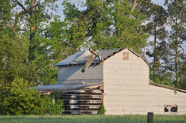 Tornado damage near Dunn, NC