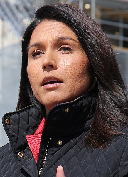 File:Tulsi Gabbard Don Young NORML cannabis legalization (cropped).jpg