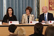 Jolie with Joyce Anelay, Baroness Anelay of St Johns, and William Hague (13 March 2017)