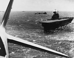 USS Yorktown (CV-5) durante a Batalha do Mar de Coral, abril de 1942.jpg