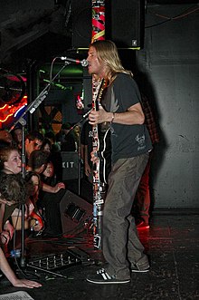 Scantlin performing in Seattle 2008