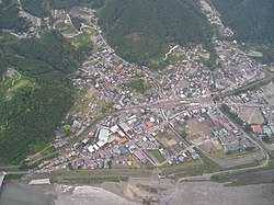 Aerial view of the area around Utsubuna Station, Nanbu.