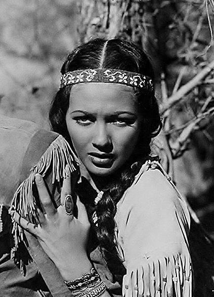 De Carlo as Wah-Tah in Deerslayer (1943), her first featured role in a full-length film