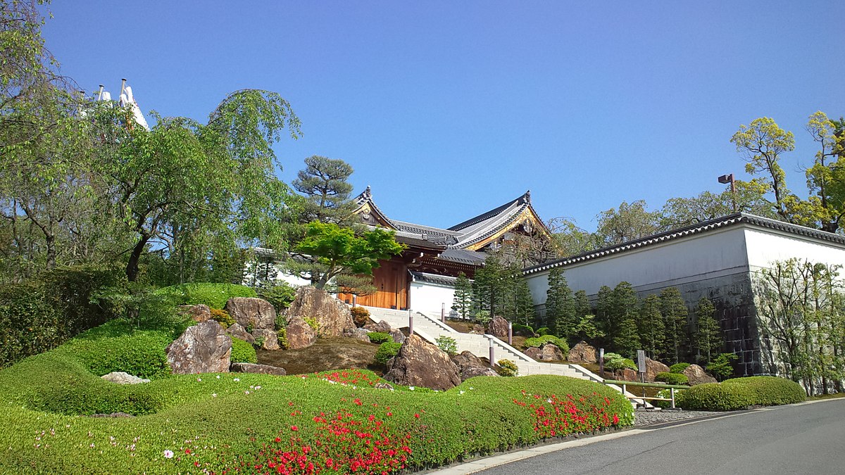 ファイル:阿含宗本山釈迦山大菩提寺.jpg - Wikipedia