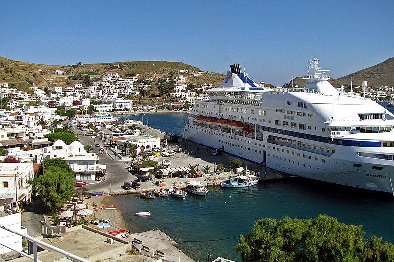 File:Το Λιμάνι της Πάτμου - panoramio.jpg