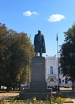 Пам'ятник Тарасові Шевченку в Сумах