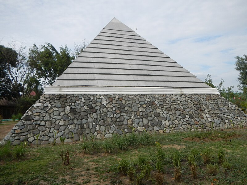 File:02730jfPangasinan Church Roads Landmarks Manaoagfvf 08.JPG