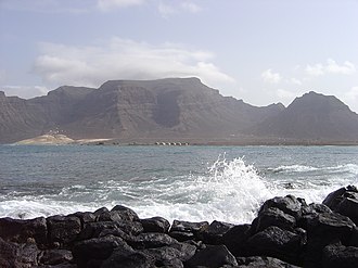 Monte Verde (750 m), highest point in Sao Vicente 2006.07.04.cv.sv.MonteVerde.JPG