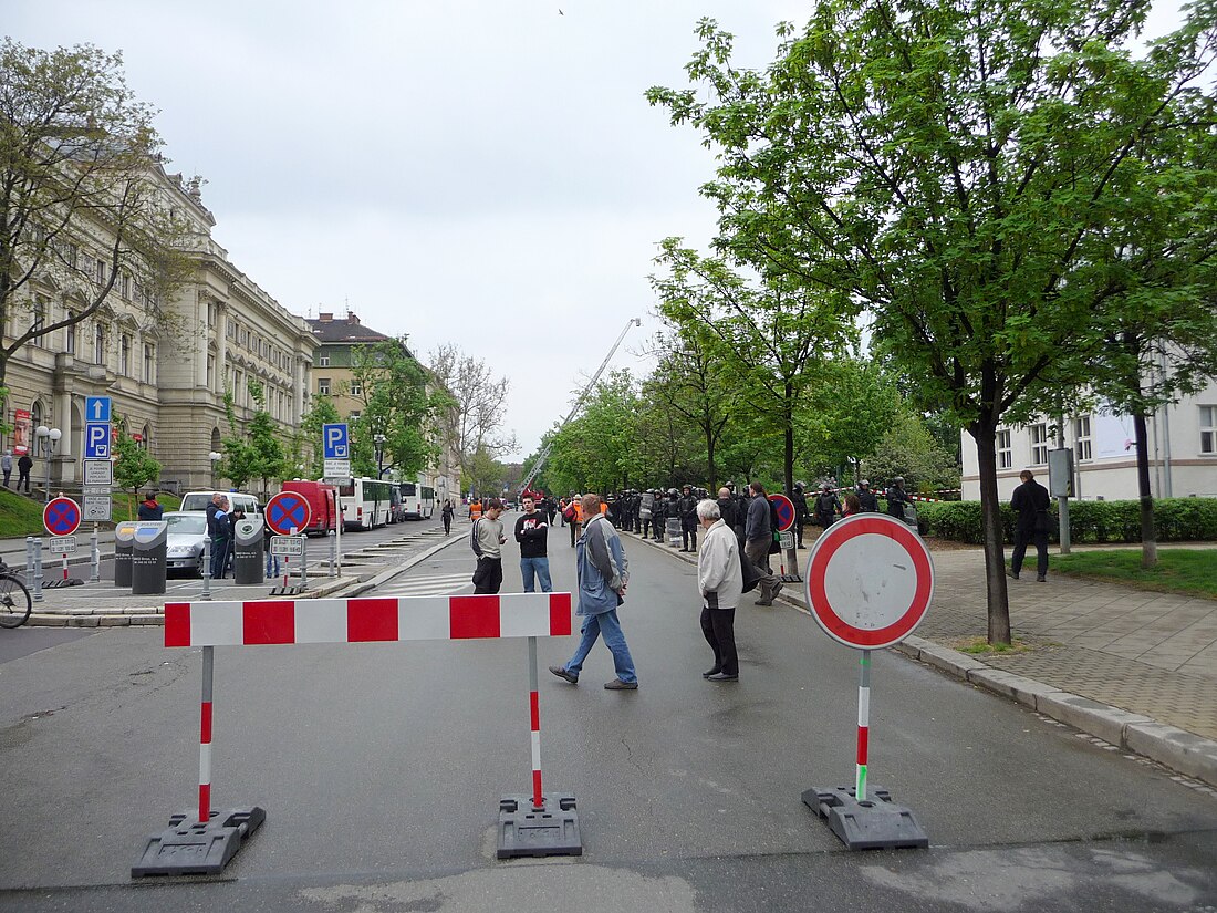 File:2011 May Day in Brno (003).jpg