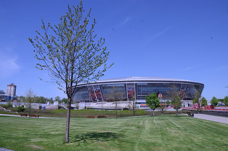 דונבאס ארנה, מתקן הספורט הגדול ביותר בעיר. 7 במאי 2015.