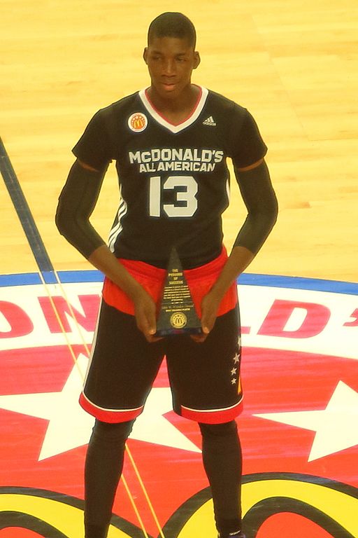 20150401 MCDAAG Cheick Diallo MVP award presentation alone