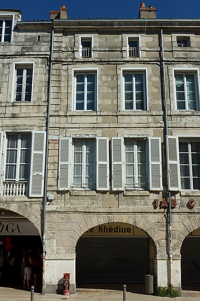 File:357 - Maison 26bis rue Chaudrier - La Rochelle.jpg