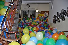 A stairwell filled with balloons at a Gymnasium in Saarbrucken, Germany Abi09.JPG