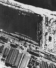 Aerial reconnaissance photo of German heavy cruiser Seydlitz at Bremen on 8 May 1942 (NH 91659).jpg