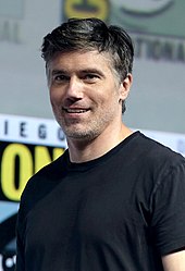 Anson Mount joined the cast of the series for this season, portraying Discovery's temporary captain Christopher Pike, a character from the original Star Trek series. Anson Mount by Gage Skidmore 2.jpg