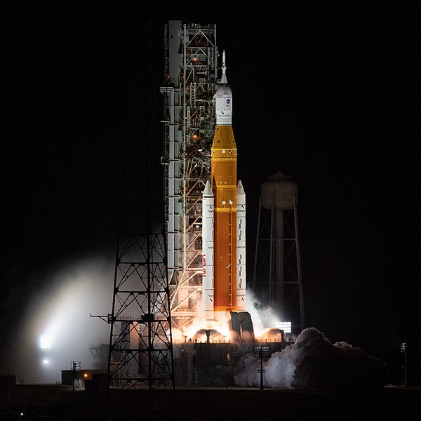 SLS Block 1 with the Orion spacecraft launching from Pad 39B