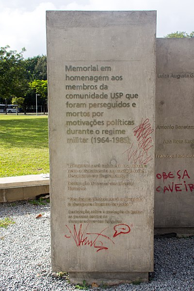 File:At the University of São Paulo 2017 054.jpg