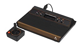 Atari 2600: Leikjatölva frá 1977