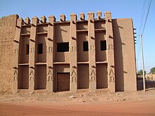 Bandiagara - Maison toucouleurs.jpg