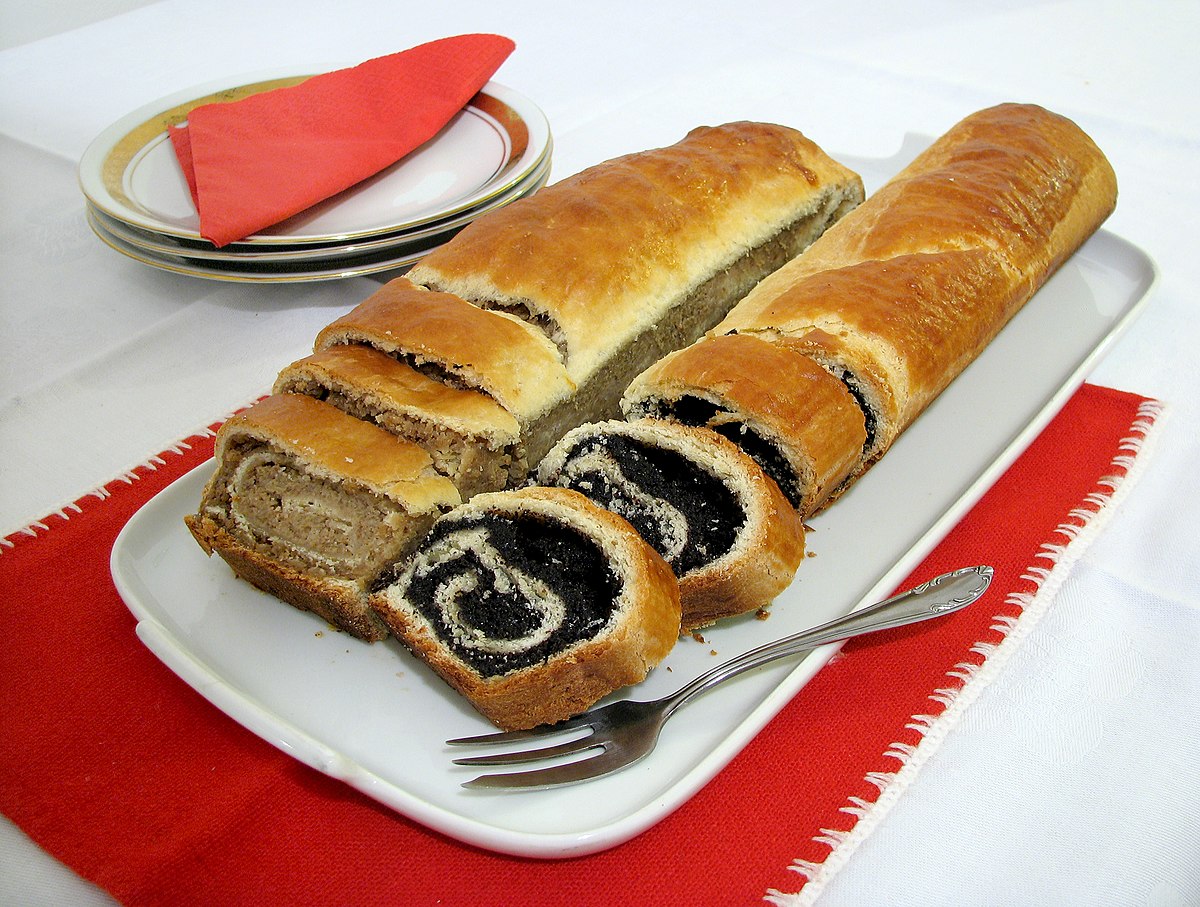 poppy seed bread roll