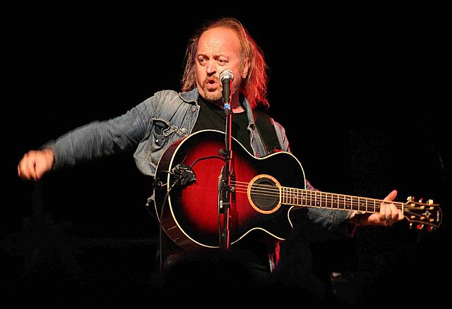 Bill Bailey performing in 2007