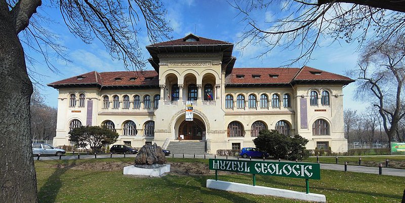 File:Bucharest Geology Museum.jpg