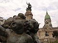 Español: Estatuas en la Plaza del Congreso